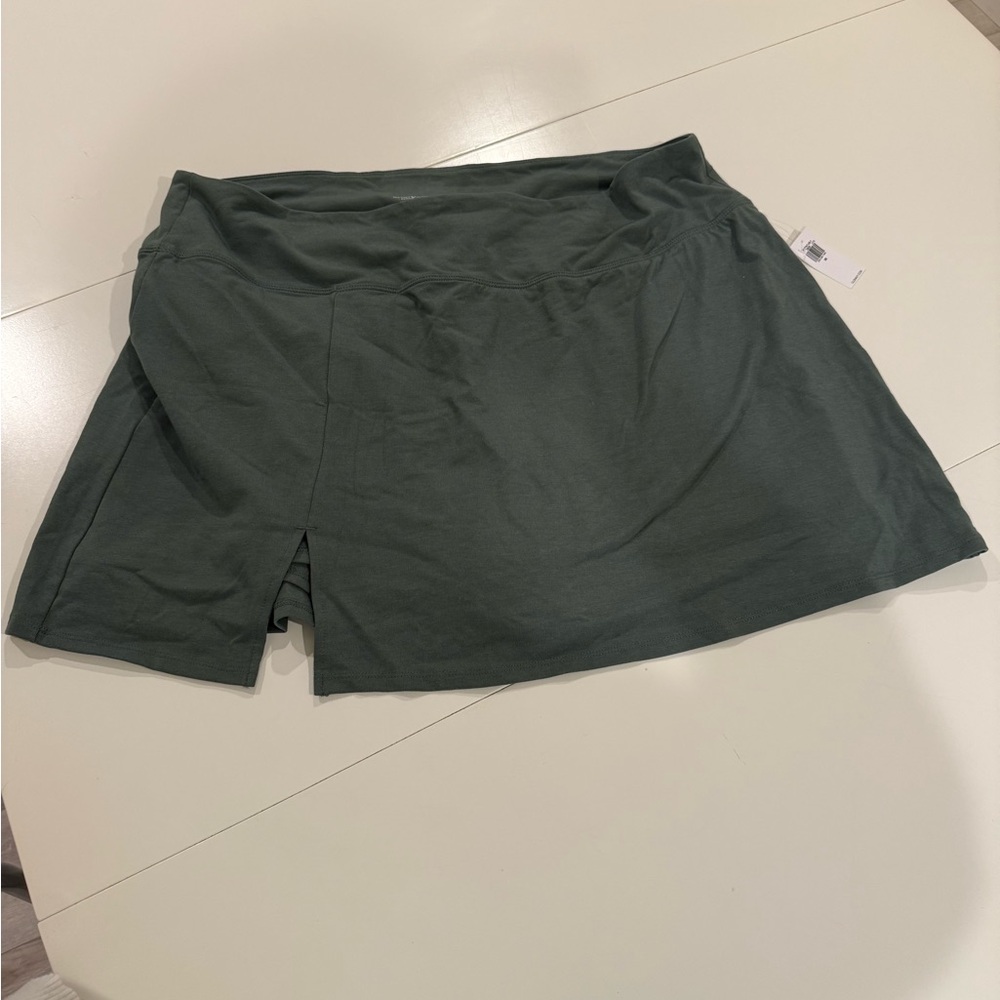 Women's Green Athletic Skort